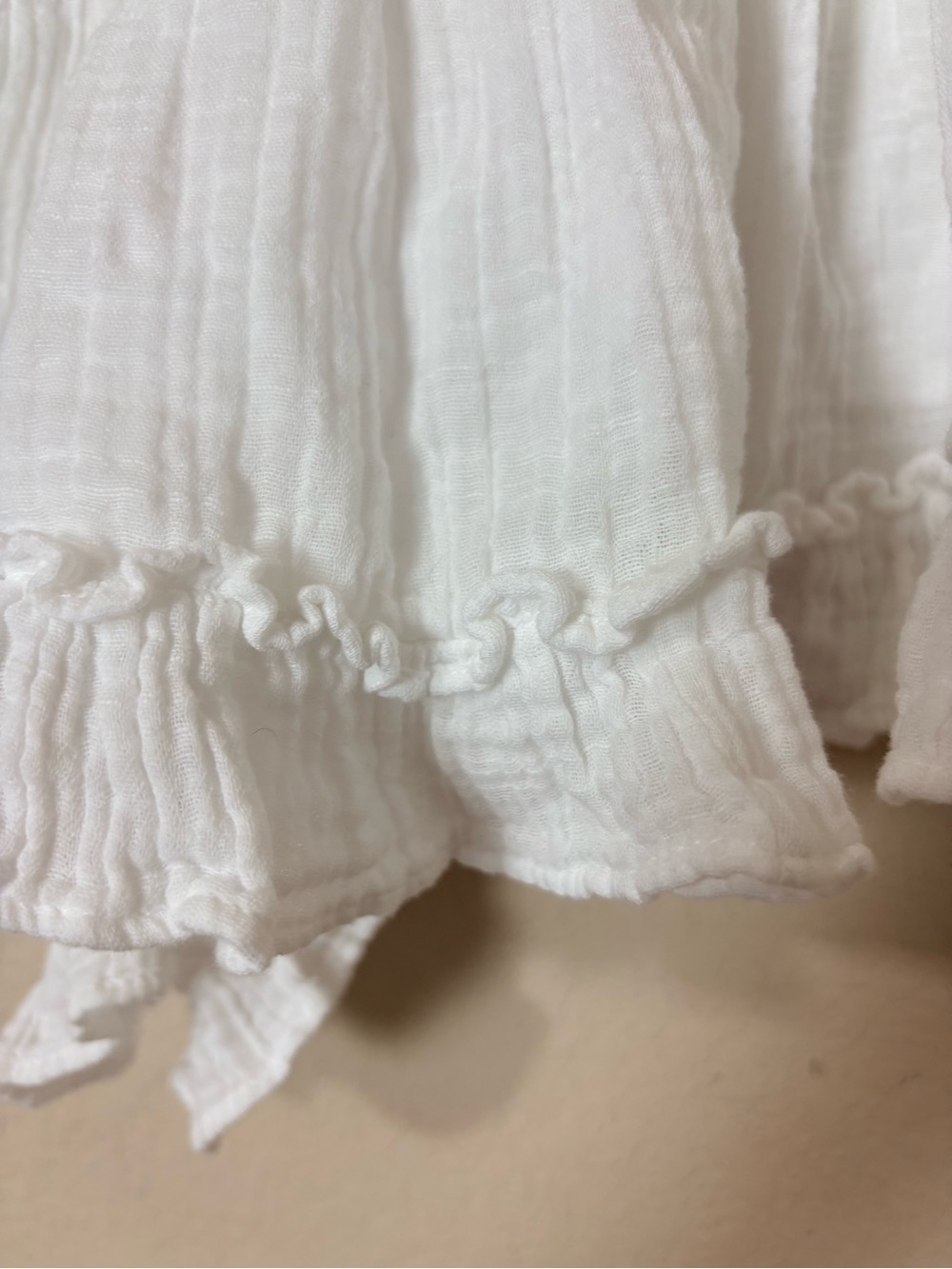 American Eagle Outfitters White High-Waist Ruffled Cotton Shorts Size Medium - Picture 9 of 13